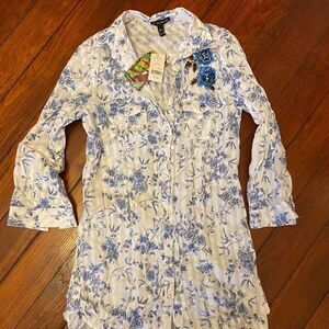 NWT F.A.N.G. Blouse Blue White Top